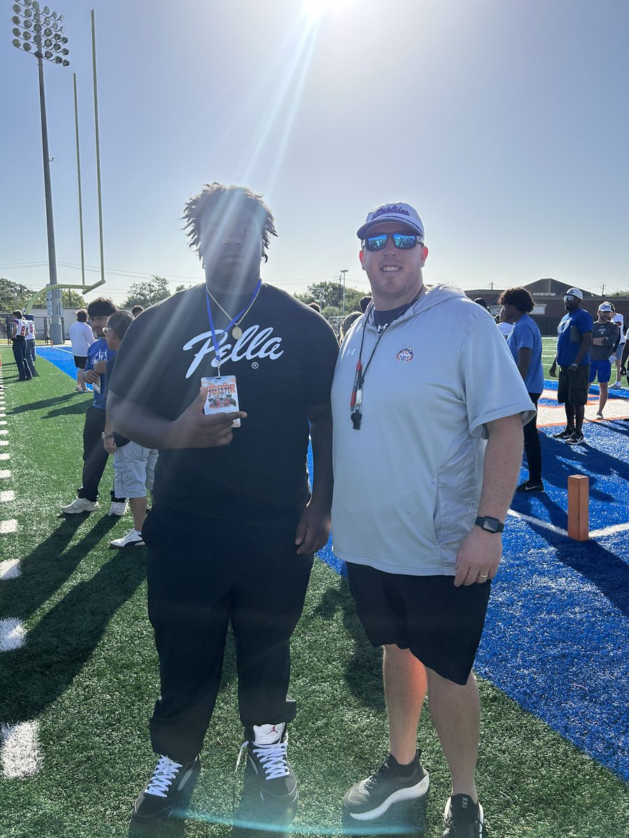 Mckinley blackshear (@99timezzz) on Twitter photo Had a great time at <a href="/HCUFootball/">HCU Football</a> junior day, got to chat with coach <a href="/M__McMillan/">Coach McMillan</a>.
<a href="/HCUCoachBachtel/">Coach Jason Bachtel</a> <a href="/davis__football/">Davis Falcons Football</a> Had a great time at <a href="/HCUFootball/">HCU Football</a> junior day, got to chat with coach <a href="/M__McMillan/">Coach McMillan</a>.
<a href="/HCUCoachBachtel/">Coach Jason Bachtel</a> <a href="/davis__football/">Davis Falcons Football</a>