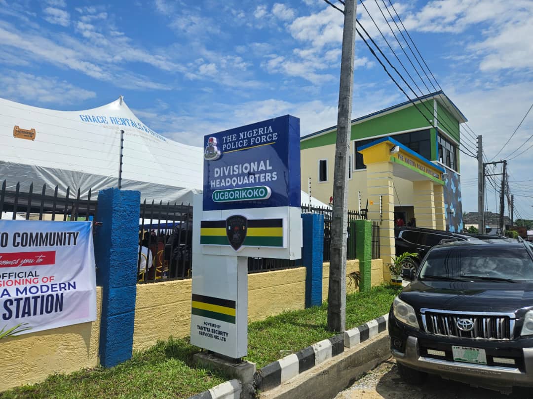 A new Police Station commissioned in Delta State. This is the prototype and the new face of the police. This is commendable.