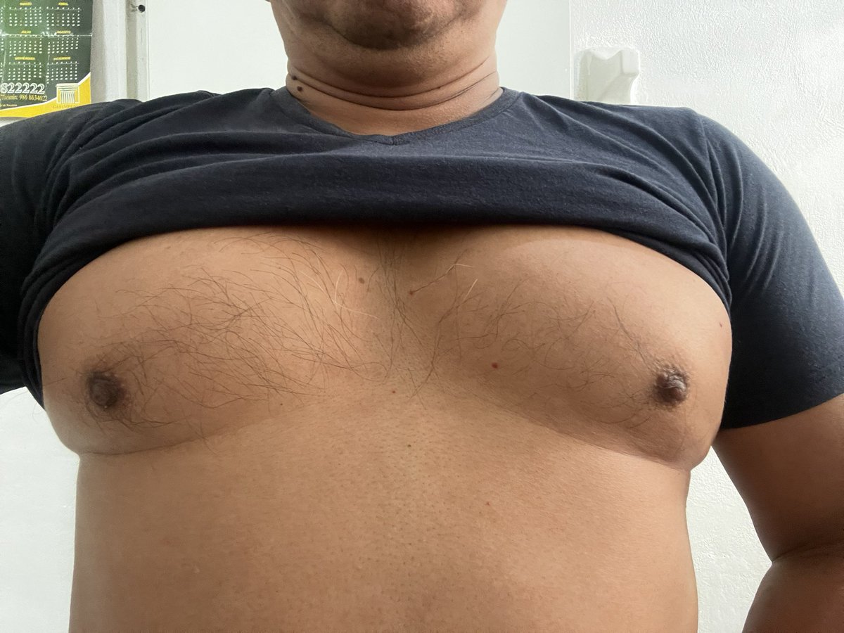 kiwillan's tweet photo. Que se las antoja más ??? #nalgas #tetas #verga ❤️🔁 #gordito #gay #meridagay #tangas https://t.co/AWjE6sJUS0