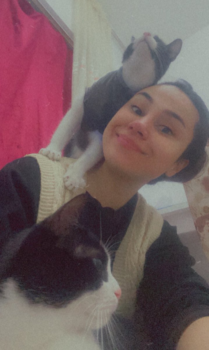 YEŞİM AKBAŞ 728 GÜNDÜR SOĞUK TOPRAK ALTINDA ADALET ARIYOR 
#YesiminFailiTutuklansın