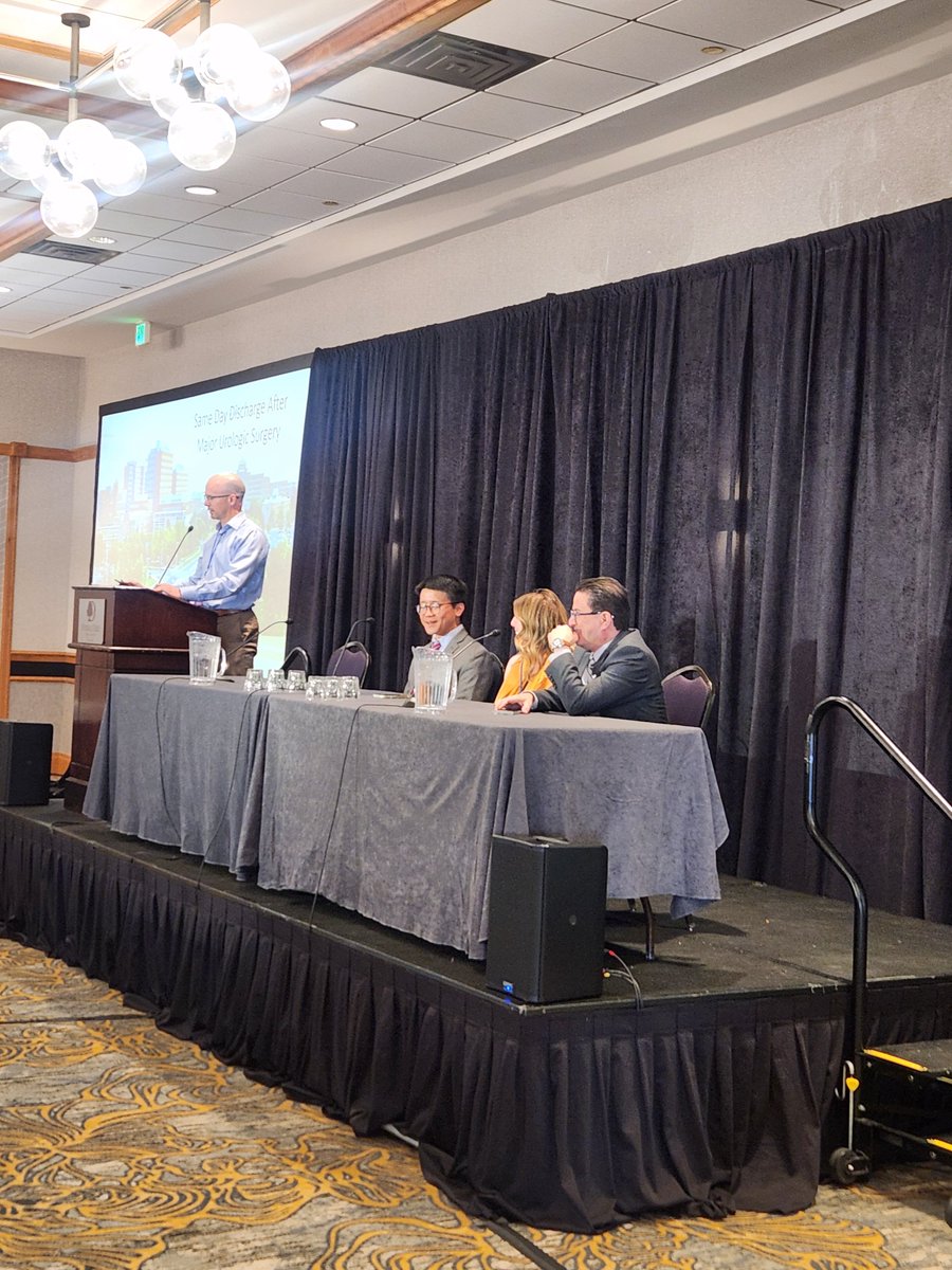 RMUS_Urol_CO_NM's tweet photo. Day 2 #RMUS 2025
It is a great crowd for a Saturday; regulars are shuffling in to see our great faculty today!
M. Tyson, MD
@CKowalikUroMD
@ImaniGhasem
@CU_Urology peeps Janine Oliver, @Brian_J_Flynn, Paul Maroni, @KerriThurmon, @HeikoYangMDPhD, Karen Doersch, @RohanBhallaMD https://t.co/DbhfSSrgC9