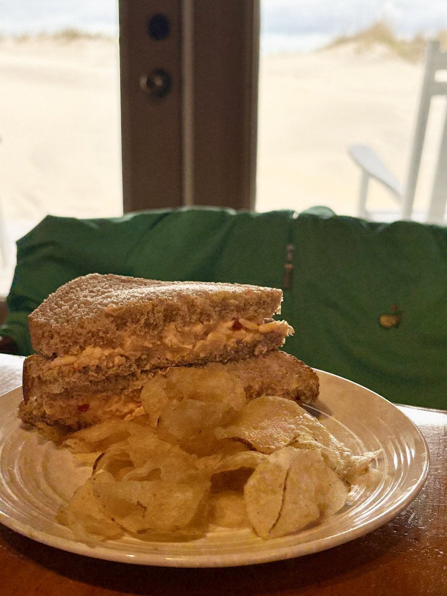 Paying homage to one of my favorite sporting events ever, <a href="/TheMasters/">The Masters</a>! From “The Boat House” <a href="/TwiddyOBX/">Twiddy & Company</a>. #emotional