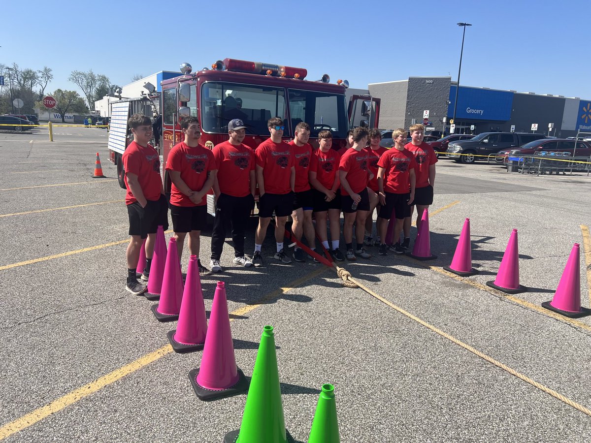 btowncoachmay's tweet photo. The BCHS Football team participated in the Jackson County Special Olympics Fire Truck pull today. Great job for a great cause. Go Braves https://t.co/QjrG4YzXdJ