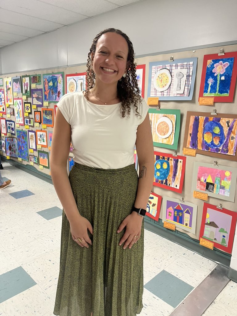 Got a chance to see our Singing Gators perform and view the incredible artwork our students have worked hard this year to create! Really proud of all of our gators….including those in this morning’s 3rd Grade Performance!!🐊🧡