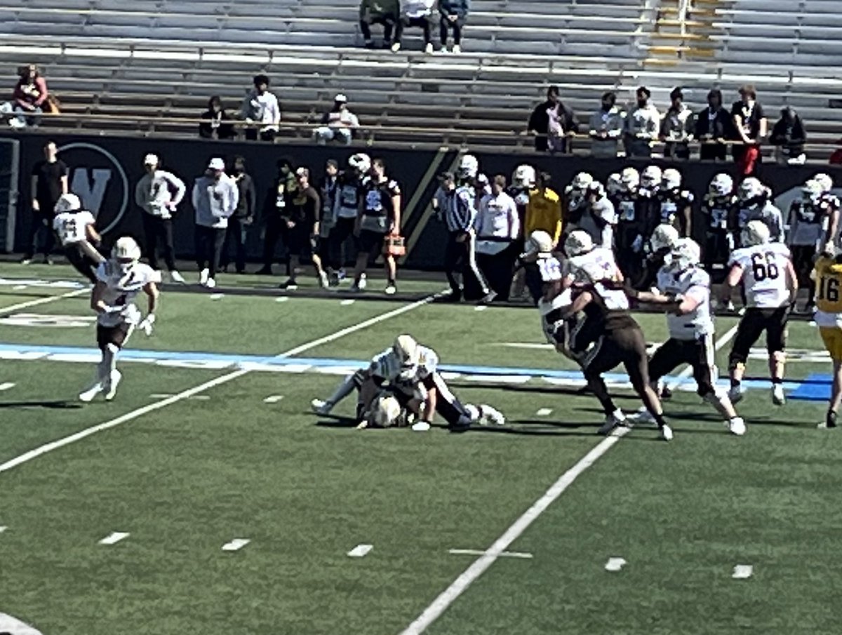 Lucky to catch a photo of  <a href="/LVaughan2025/">Liam Vaughan</a> bringing a 🥞to Waldo Stadium!