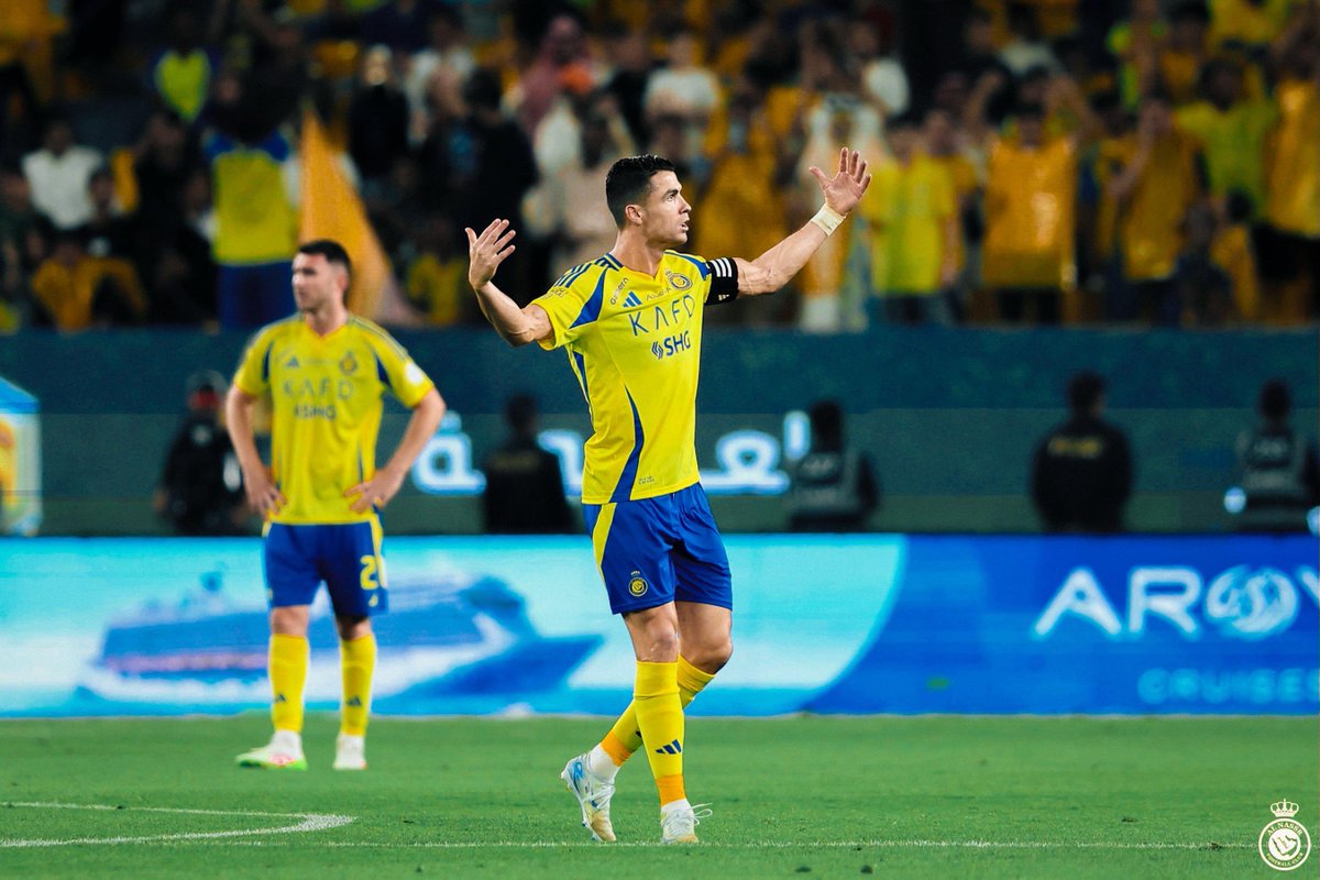AlNassrFC_EN's tweet photo. He doesn’t stop. Until it’s done. 🐐 https://t.co/xpAzH5czrz