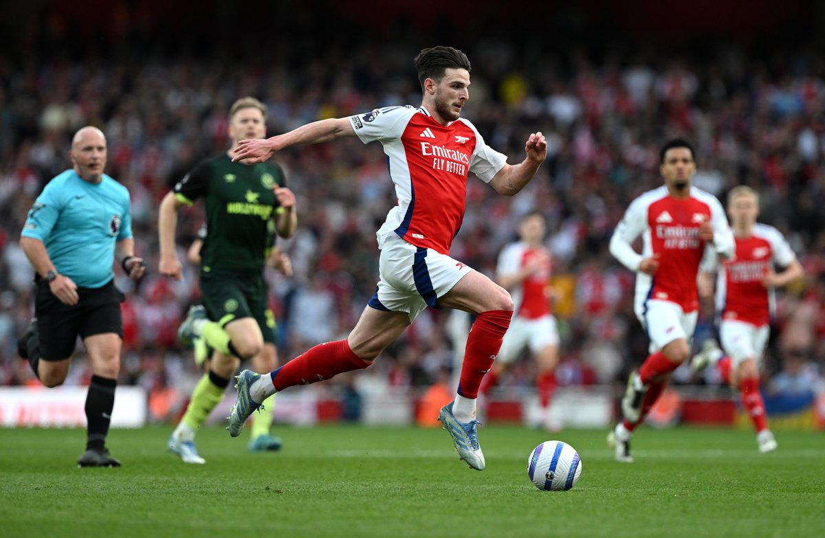 Arsenal's tweet photo. Attention turns to Wednesday 👊 https://t.co/GNf6ccKpaO