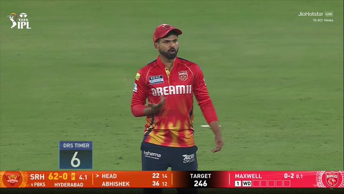 GameGully1's tweet photo. PBKS: We scored 245, that should be enough 😎
 SRH openers: Hold our energy drinks 😤🔥
 154/0 in 11 overs! Abhishek &amp; Head are playing GTA, not cricket 💣💥
 #PBKSvsSRH #IPL2025 #CarnageMode #SRHvsPBKS https://t.co/DwdVnrSrL0