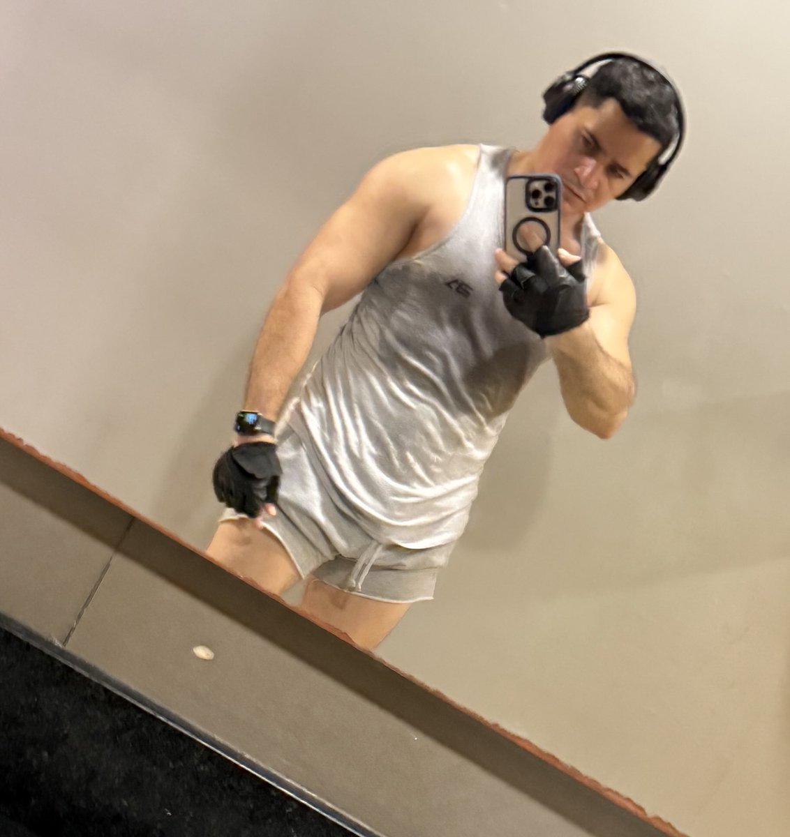 esenforo's tweet photo. 🏋️‍♂️🏋️‍♂️🏋️‍♂️ https://t.co/fGlvp4ufpH