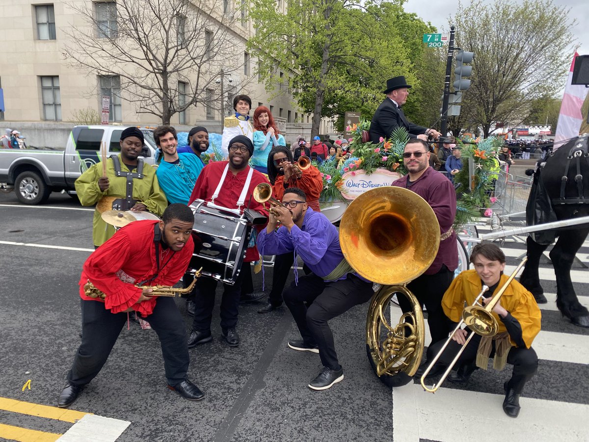 Crush Funk BrassBand tweet media