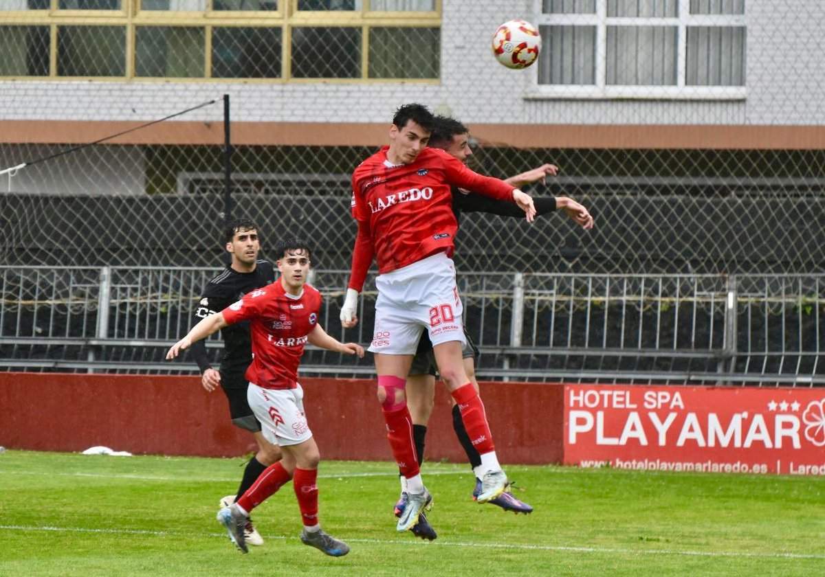 CDLaredo's tweet photo. ⏱️ 50' | CDL 0 - 2 COM |
⚽️ Gol de Pablo Antas para el SD Compostela.
#LaredoCompos #SegundaRFEF https://t.co/SWqm1LXsox