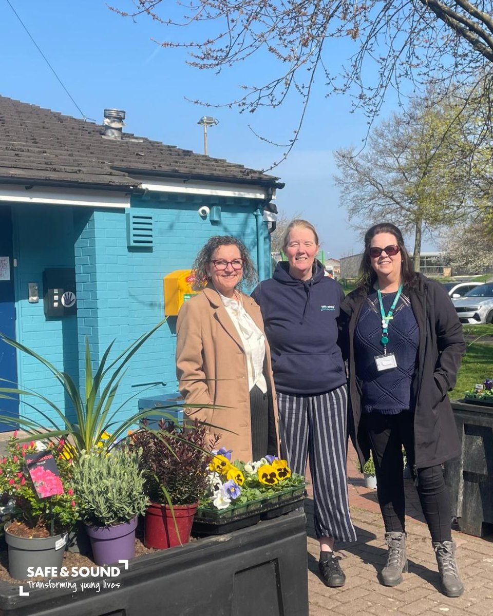safesoundgroup's tweet image. We rolled up our sleeves and got stuck in for the Great British Spring Clean 2025 - and what a day it was! ☀️

Read all about our clean-up day and the amazing people who helped below 👇
safeandsoundgroup.org.uk/blog/2025/04/1…

#GreatBritishSpringClean #Derby #SafeAndSound #DerbyCharity