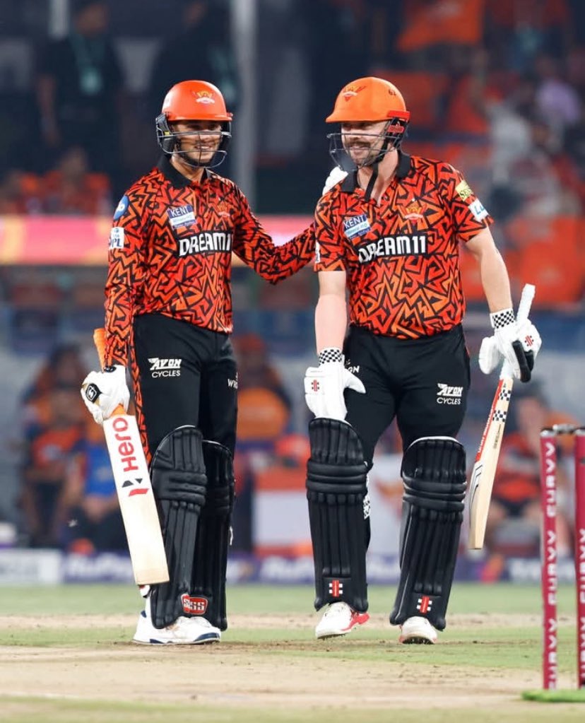 moeinsarwar's tweet photo. They are not In danger 
They are the danger ⚠️ 
@IamAbhiSharma4 @TravisHead24 
#SRHvsPBKS https://t.co/0L7iCBl4RZ