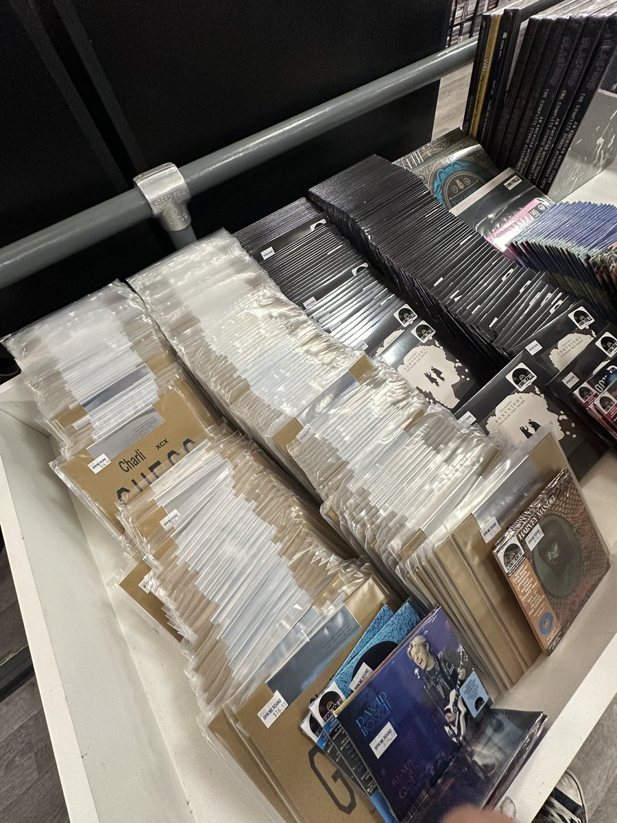 my record store got alot of the 7inches