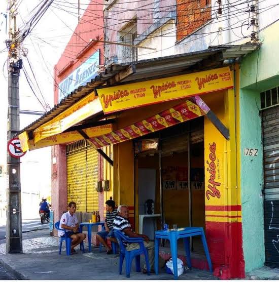 Não tem polícia que dê conta do nível de delinquência na sociedade brasileira. Mês passado houve mais de 700 roubos de carro em um fim de semana no Rio. Até sentando dentro de casa você pode ser vítima de golpes com Pix, boleto e site falsos. Ministério da Cultura precisa ajudar+
