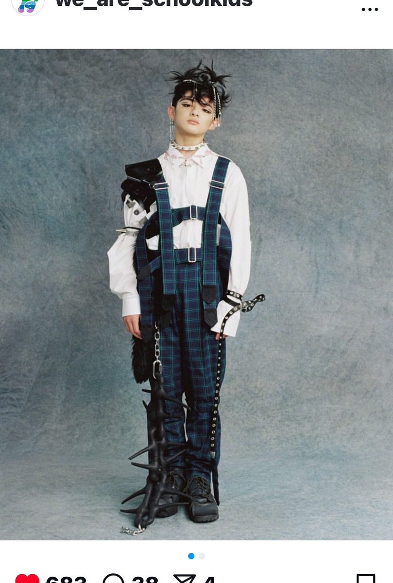 bape11922960's tweet photo. 風呂屋に居た筋肉質な兄ちゃんめちゃイケやったな。お風呂セットもっていたから地元の人やろか？
#風呂屋 #サウナ #ゲイ #筋肉質 #めちゃイケ #pg #chaami  #tenshin https://t.co/tjdqTEXiU1