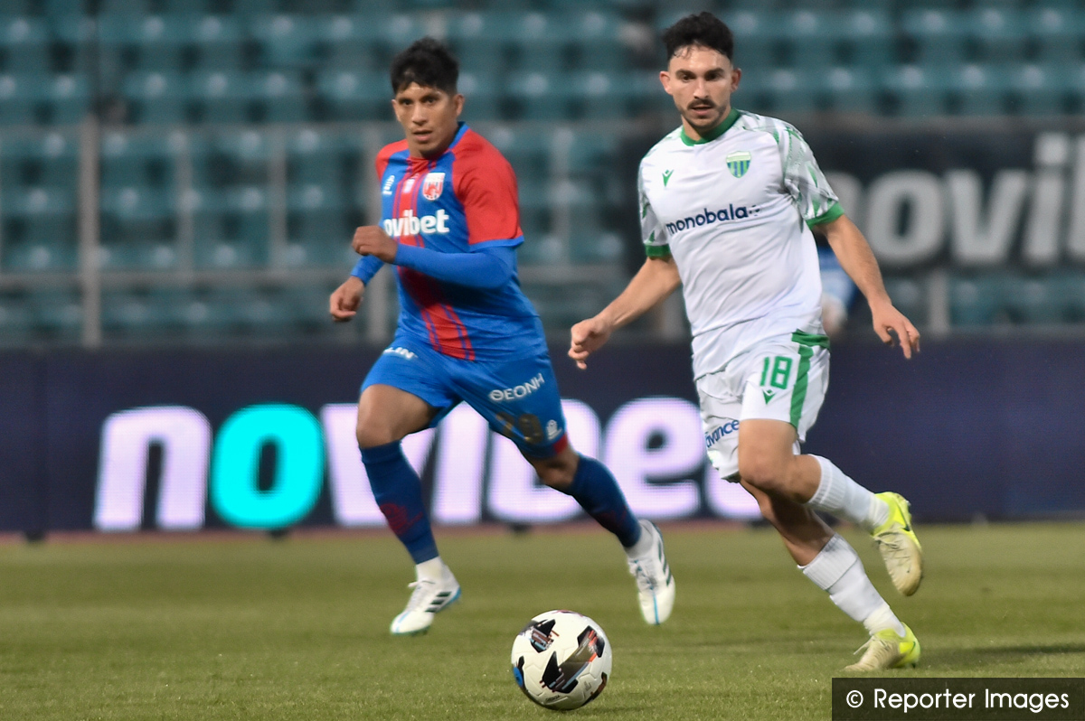 Super_League_GR's tweet photo. Μισή ώρα αγώνα στο Πανθεσσαλικό Στάδιο, Βόλος - Λεβαδειακός 1-0.
➡️https://t.co/ZeABlB7kVz
#slgr #stoiximansuperleague #playouts #MD3 #vollev #Volosfc #LevadiakosFC #stoiximan #football https://t.co/DL5wHGNu7O