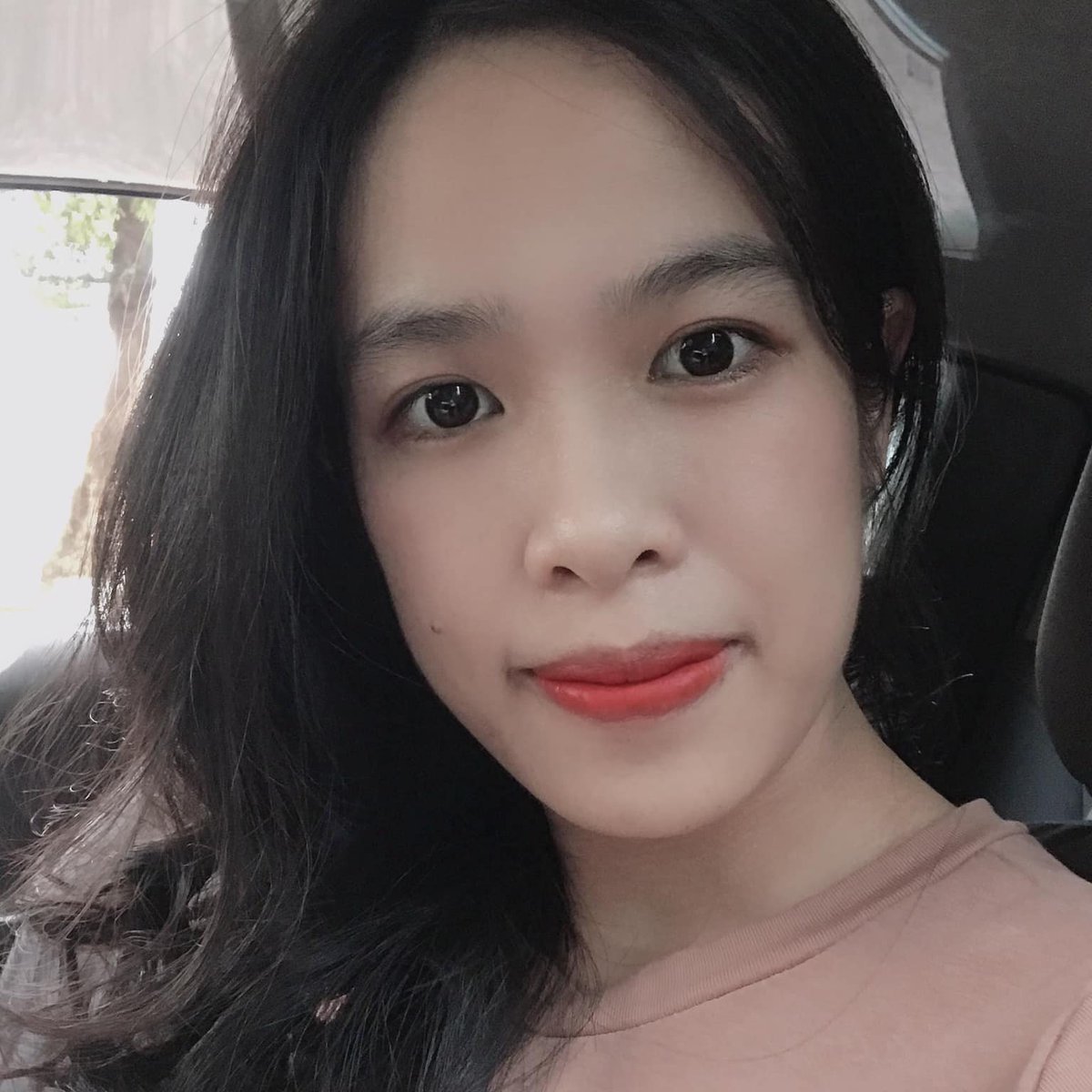 minhnien3's tweet photo. Nhớ giọng nói, nhớ gương mặt,… nói chung là rất nhớ. https://t.co/gFsFtE7y1W