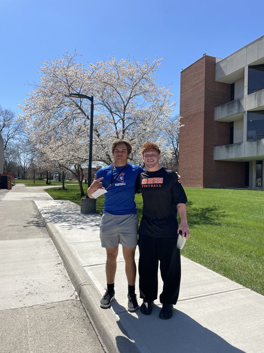 James Perry (@james_perry3) on Twitter photo Had a great time at ONU for a Junior Day!! Loved the culture and coaching staff. Really excited to get back in the fall! <a href="/CoachVThomas/">Von Thomas</a> <a href="/EthanDiB15/">Ethan DiBerardino</a> <a href="/Coach_Fries/">Andy Fries ❄️</a> <a href="/GoMinutemenFB/">Revere High School Football</a> Had a great time at ONU for a Junior Day!! Loved the culture and coaching staff. Really excited to get back in the fall! <a href="/CoachVThomas/">Von Thomas</a> <a href="/EthanDiB15/">Ethan DiBerardino</a> <a href="/Coach_Fries/">Andy Fries ❄️</a> <a href="/GoMinutemenFB/">Revere High School Football</a>