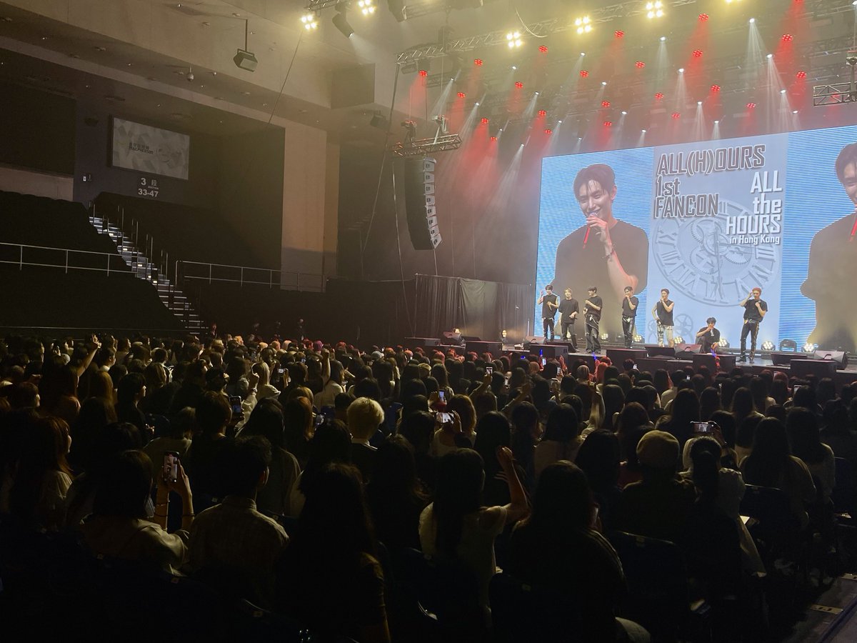 ALL_H_OURS's tweet photo. [🐾] 250412 <ALL the HOURS> in HONG KONG

올아워즈의 해외 팬콘 투어를 연 <ALL the HOURS> in HONG KONG 💙
홍콩 미닛들에게도 오늘 하루가 오래오래 기억에 남는 행복한 추억이 되길 바라요🤍
  
#ALL_H_OURS #올아워즈 
#ALLtheHOURS https://t.co/zpEtpPMWEx