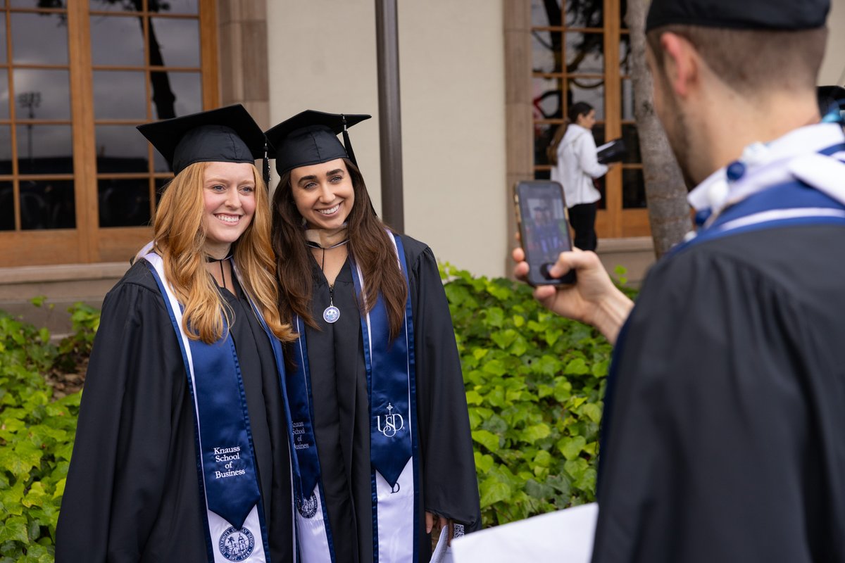 Join us in the "Wall Street Journal/College Pulse College Rankings 2025" survey and share your experiences of living and studying at USD. It only takes 10 minutes!

Click on the direct survey link here: survey.collegepulse.com/jfe/form/SV_3k…