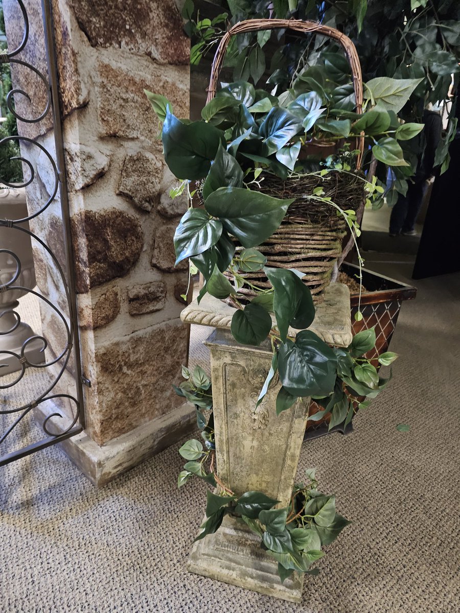 Last post for Etc Decor on Twitter!! Please join us on instagram!!   @etcdecor  A sneak peak of a look coming later this month!