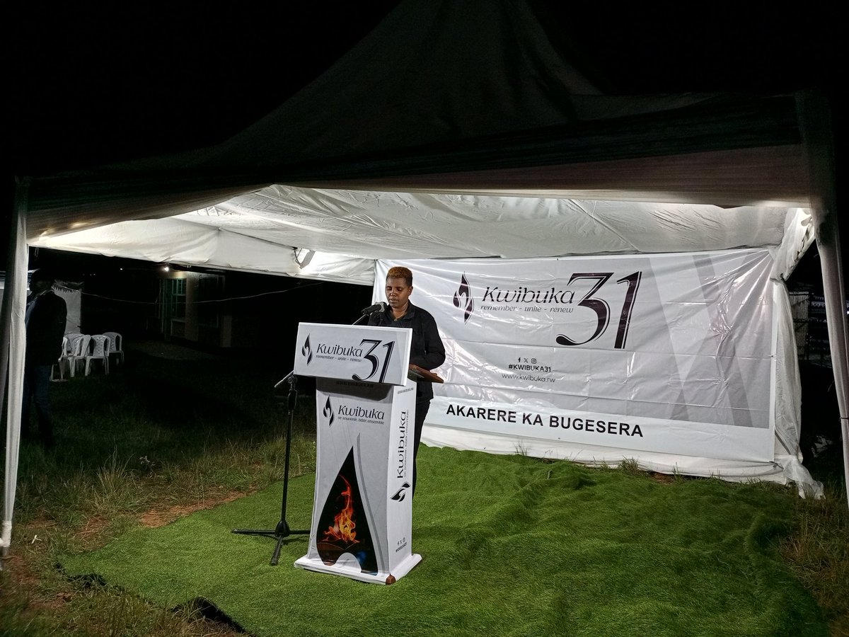 RuhuhaBugesera's tweet photo. Turi mu ijoro ryo kwibuka ku nshuro ya 31 abazize jenoside yakorewe Abatutsi mu cyahoze ari komini Ngenda baruhukiye mu rwibutso rwa Ruhuha n'abataraboneka, turifatanya n'abarokotse, abagize inzego za Leta, iz'abikorera n'abaturage batuye Umurenge wacu n'Imirenge duturanye.
⤵️ https://t.co/GxGWDrnEJk