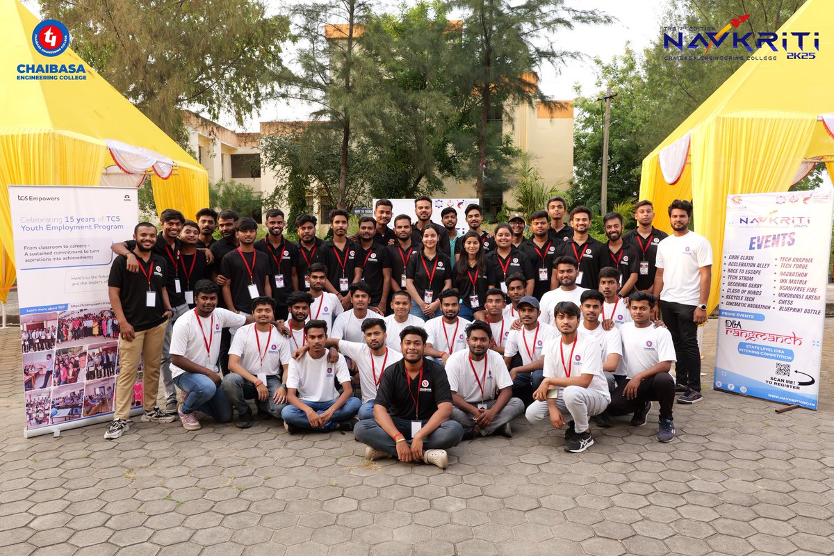 ChaibasaC's tweet photo. Day 1 of #Navkriti2k25 at Chaibasa Engineering College!

The 5th edition of our annual technical fest kicked off with massive excitement &amp; joy across campus. Sharing glimpses of the day through some captured moments. ✨ 

#CEC #TechFest #NavkritiUnlocked https://t.co/SHQ3CecwYk