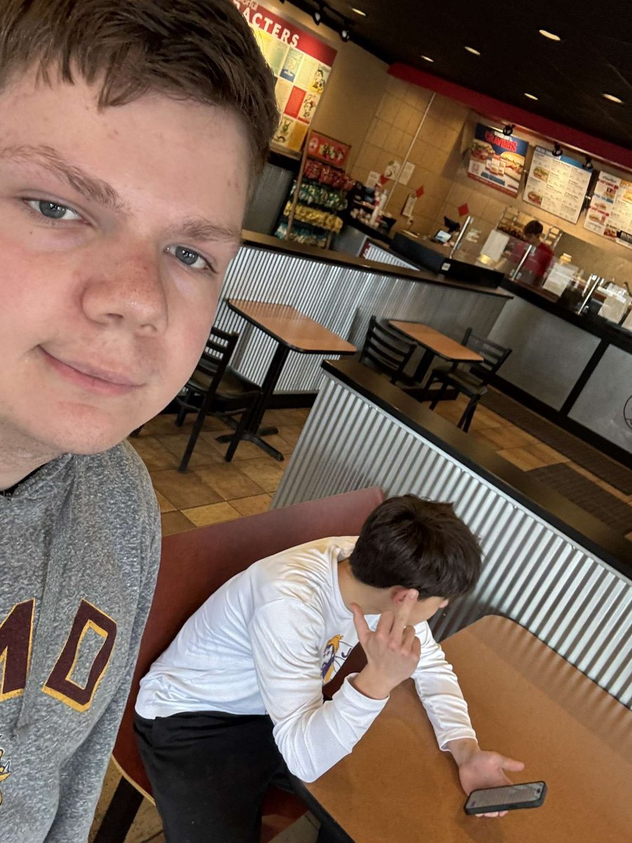 LoadBlowers_'s tweet photo. @CecNerf Carter Pederson of Load blowers blows Mikey R of Anne Clark @walkemdownmikeR https://t.co/9rKR3tFhCB