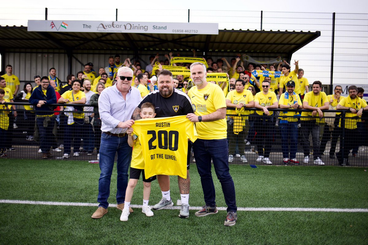 Mitch Austin tweet media