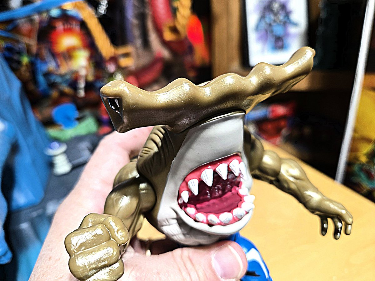 cracktasticpod's tweet photo. Happy #streetsharksaturday New video on YouTube https://t.co/tOdTd8JQbO #thepfpn #cracktasticplastic #unboxing #firstimpressions #review #collectingfamily #toyphotography #jab #streetsharks #jawsome https://t.co/v03iKik2OA