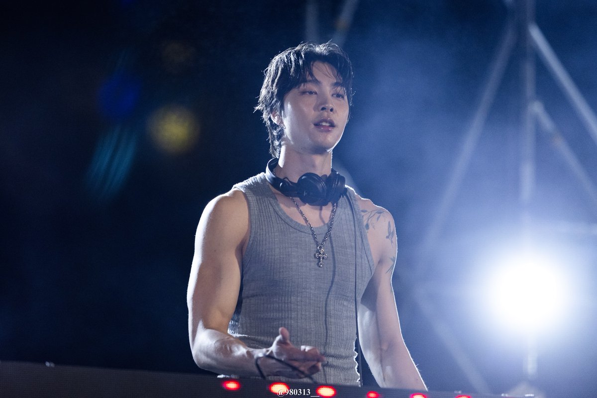 980313__'s tweet photo. ผมรักเชียงใหม่ครับพ��่ๆ🥹🖤😝

#2025WILDWOODSPARTY
#JOHNNYBE #쟈니 #JOHNNYBEinCHIANGMAI 
#สงกรานต์ปีนี้ป๊ะอ้ายJohnnybeที่Chiangmai https://t.co/Tg8p936Y8r
