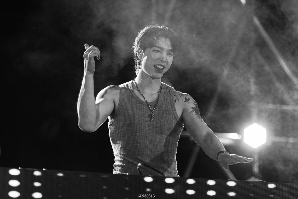 980313__'s tweet photo. ผมรักเชียงใหม่ครับพ��่ๆ🥹🖤😝

#2025WILDWOODSPARTY
#JOHNNYBE #쟈니 #JOHNNYBEinCHIANGMAI 
#สงกรานต์ปีนี้ป๊ะอ้ายJohnnybeที่Chiangmai https://t.co/Tg8p936Y8r