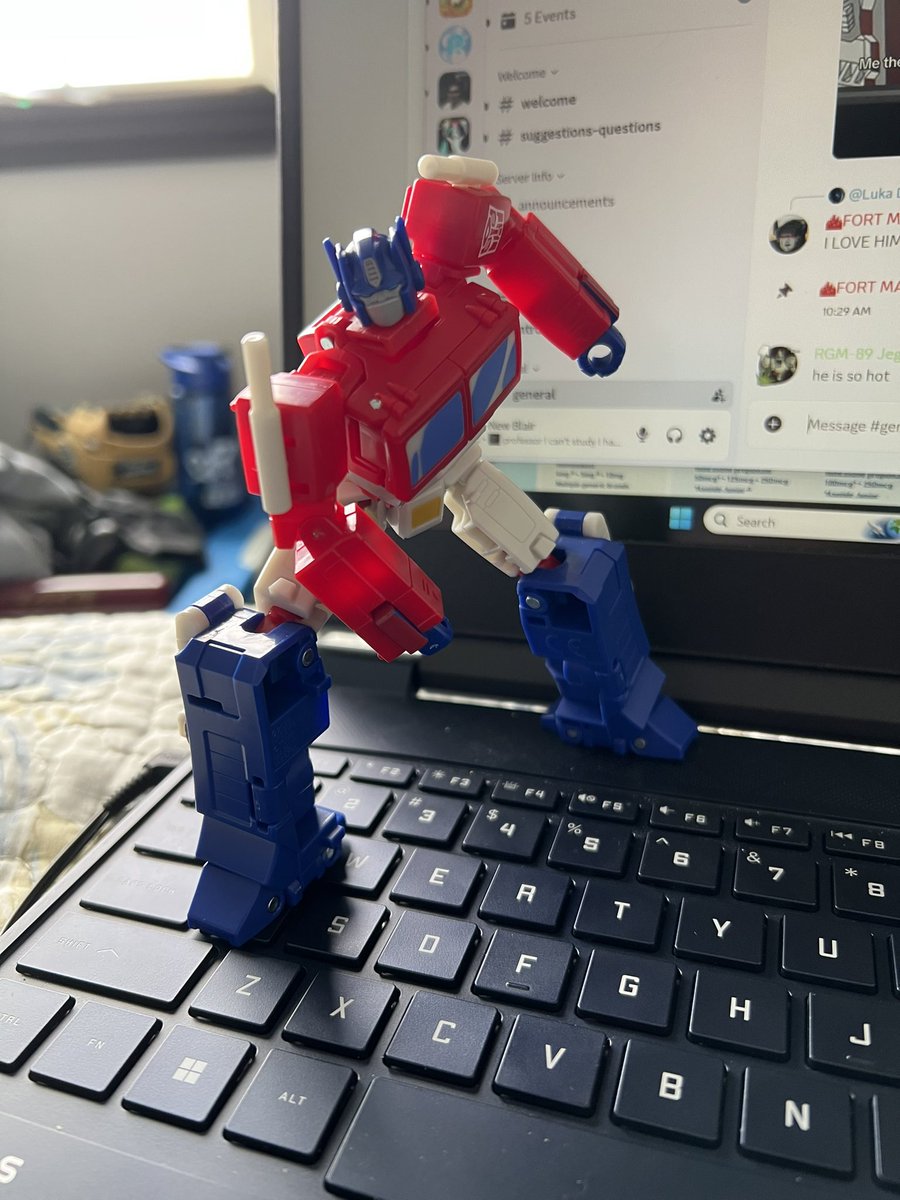 mikuologist's tweet photo. #hitthatshit https://t.co/ftGFNP1RTE