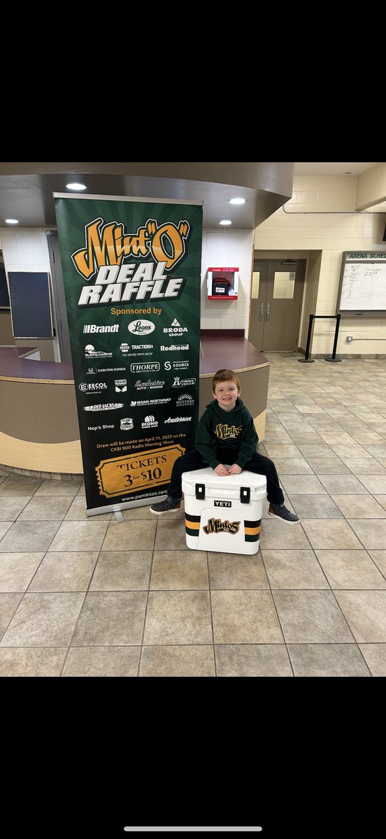 PA_Mintos's tweet image. Jackson Peet came to collect his Mint”O” Deal Prize, a custom made @pa_mintos Yeti cooler sponsored by @pasfs. 🎉🎁 #MintoDeal