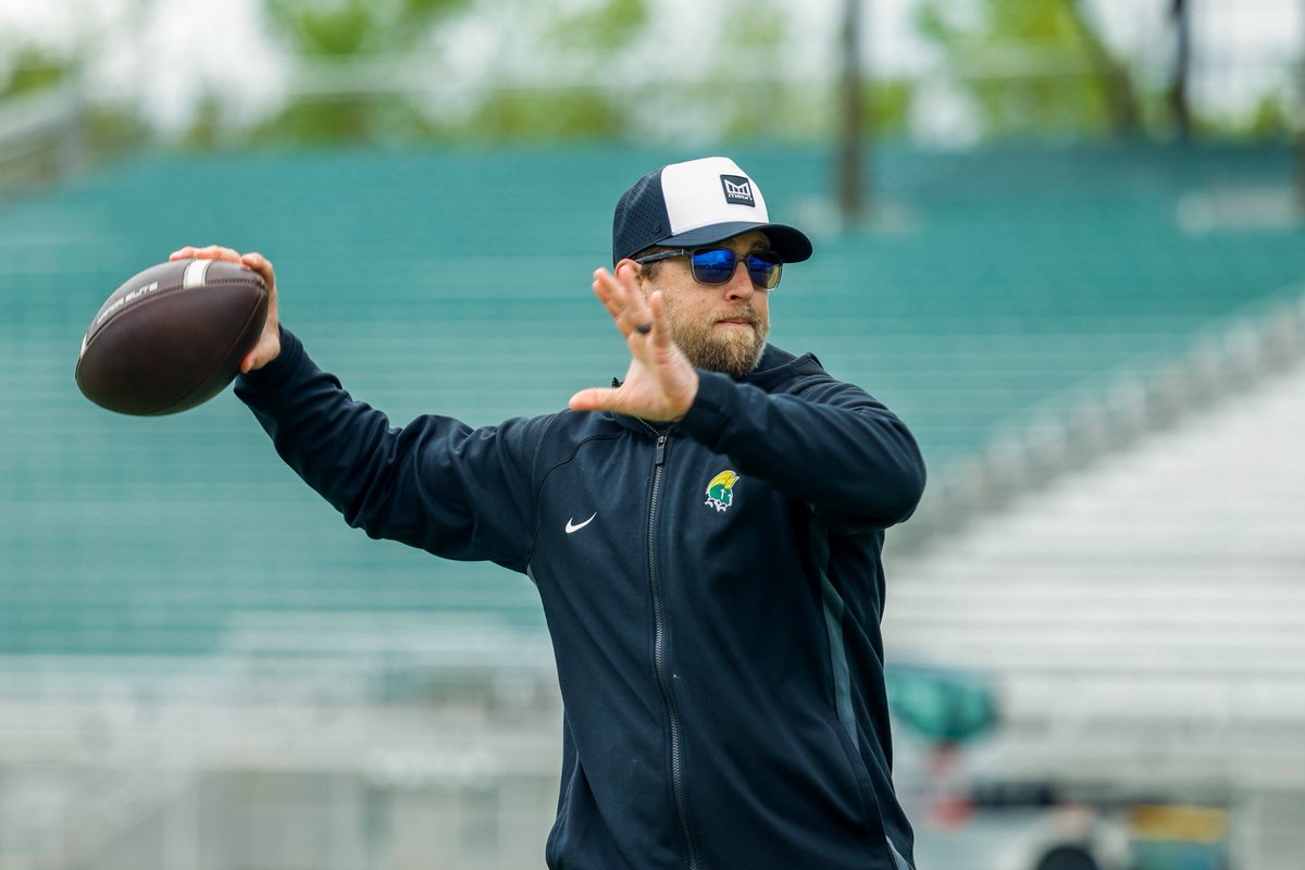 Scrimmage #2 loading⏰

#GoldStandard🔰