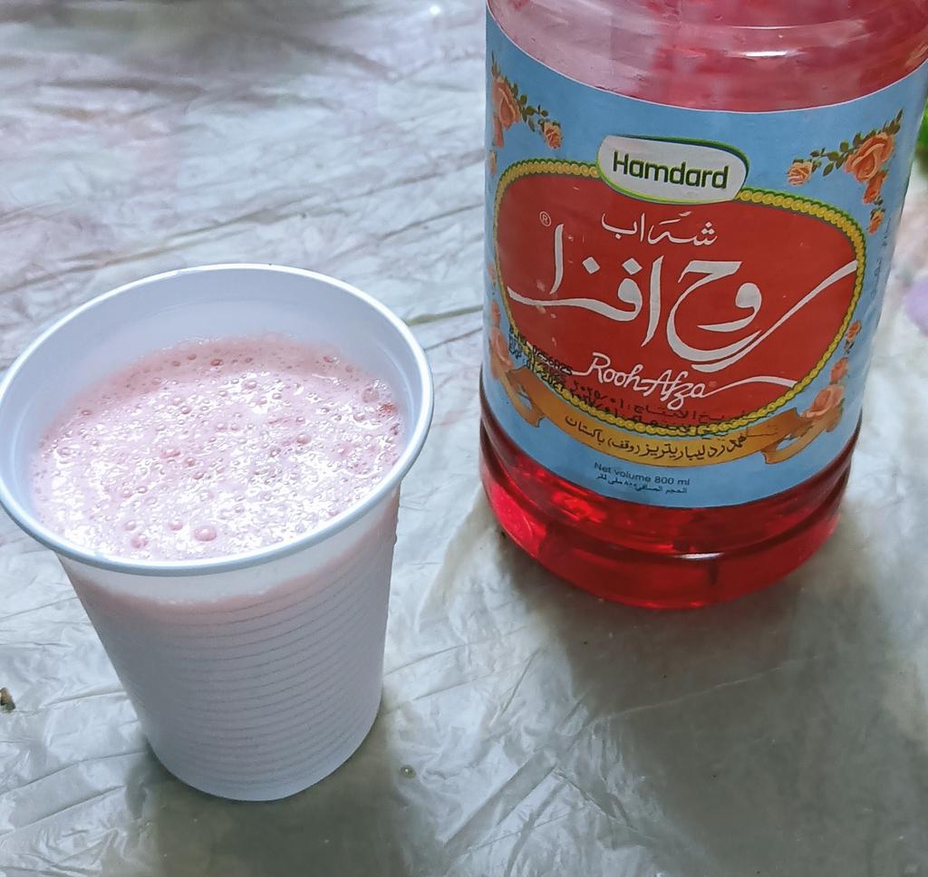 naeem_mohammed's tweet photo. #RoohAfza #roohafzadrink #roohafzah https://t.co/RyYSXbYprZ