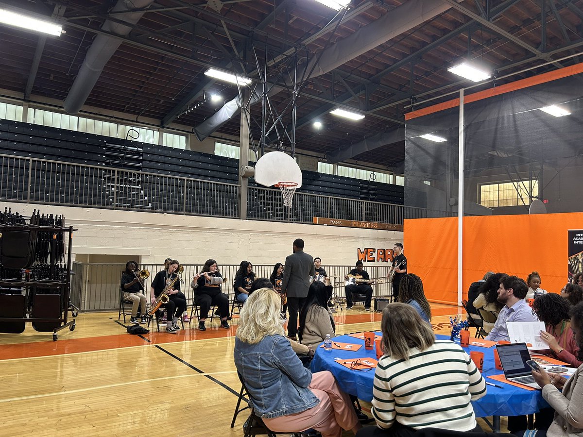 MadisonMiddleSchool tweet media