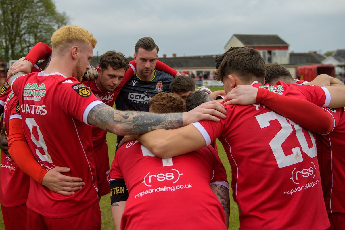 OllyAllen_'s tweet image. We’re already up over 50% on games covered this season (300+) and want to go even bigger. 

Photographers are the leagues’ unsung heroes. Visibility is key to helping us grow. 

They capture the best moments, but are also sat in the freezing wind and rain for a goalless draw 🫡