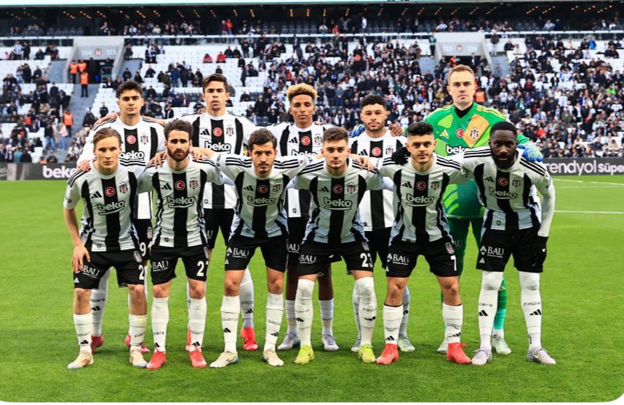 Gökhan ŞAHİN (@sahn8gokhan) on Twitter photo Bu Futbolcu topluluğundan da , bu Hocadan da Hiçbir şey olmaz.Emin olun bunu sadece bu maçla ilgisi olmadığını herkes biliyor. Saçma sapan tercihleri yüznden kupadan elendik Bu hoca ile başarı mümkün değil topçular zaten olmaz Biri buranın <a href="/Besiktas/">Beşiktaş JK</a> olduğunu hatırlatsın #BJKvİBFK Bu Futbolcu topluluğundan da , bu Hocadan da Hiçbir şey olmaz.Emin olun bunu sadece bu maçla ilgisi olmadığını herkes biliyor. Saçma sapan tercihleri yüznden kupadan elendik Bu hoca ile başarı mümkün değil topçular zaten olmaz Biri buranın <a href="/Besiktas/">Beşiktaş JK</a> olduğunu hatırlatsın #BJKvİBFK