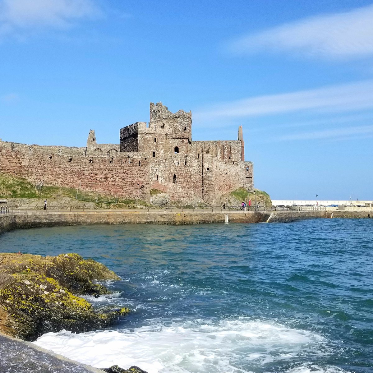 Gameguy69's tweet image. Sights around Peel, SW IoM, on a recent visit. Pt.3 - The castle. #IsleofMan #Peel #castle #ruins #historical