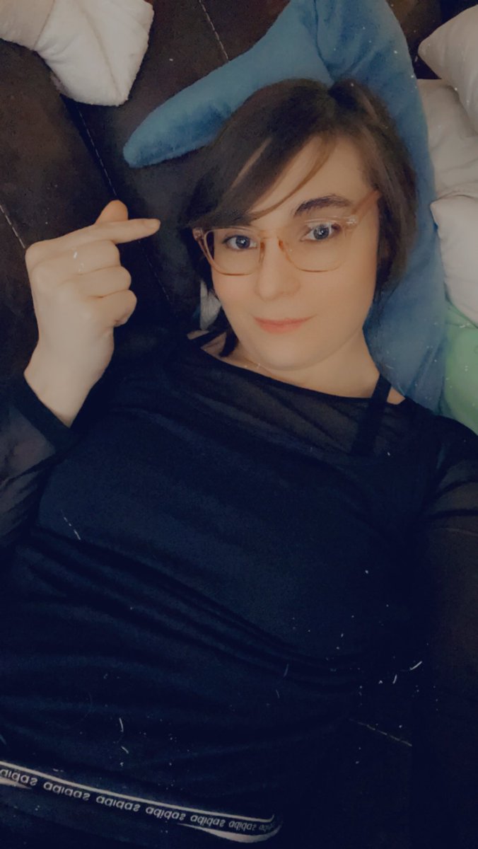 Going on a trip out of town today~ wish me luck!! 💕