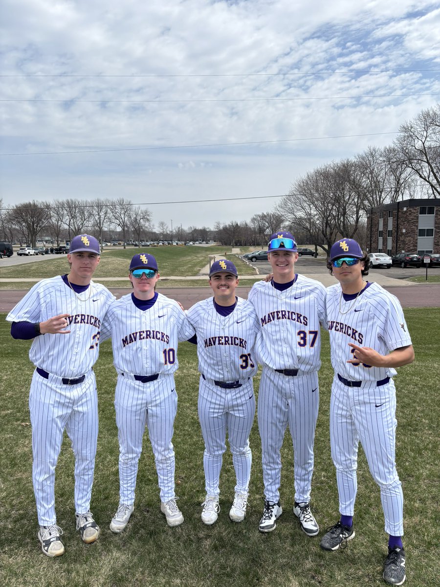 MinnStBaseball's tweet photo. NEW THREADS 👀👀🤘🤘 https://t.co/grVeZikHLA