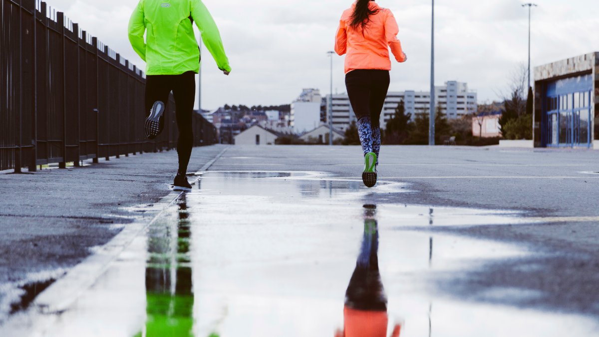 's tweet image. Keep the focus, even when the skies are grey! Our article breaks down ways to use rainouts as an opportunity for growth. Dive in now! 👉 sportstarsmag.com/2025/04/how-to…  #springtrainingtips #SportStars #springsports  sportstarsmag.com/2025/04/how-to…