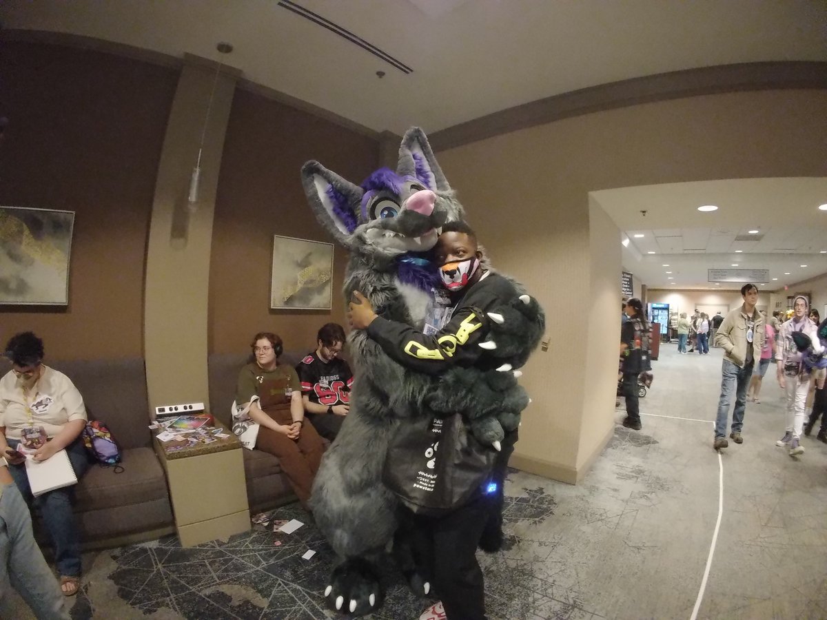 TheBlueWicker's tweet photo. 🩵🩵🩵I Just Found 🩵🩵🩵

@FurzyWhiteTiger
@taigenfolf
@Hugz_N_Snugz
And ThiccMommaL At #TFF 

#TFF2025 #TFF25 #FurryFiesta https://t.co/O6V29GcjFF