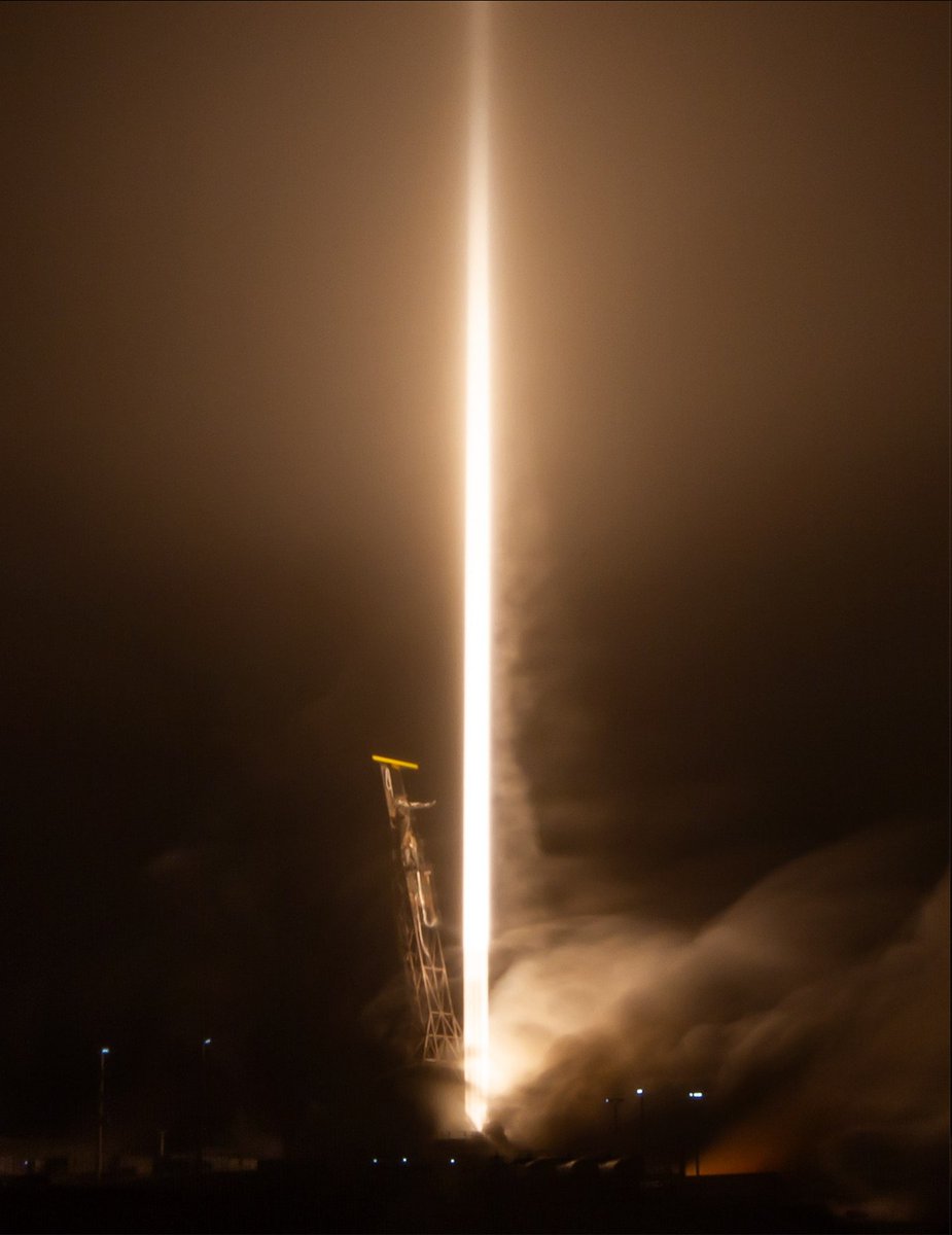 mars_erc20's tweet photo. Forget the moon.
Crypto’s setting sights on Mars, Just like Elon Musk. https://t.co/ChufVEq7mY