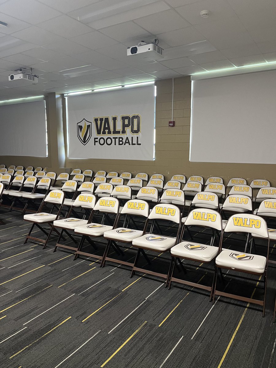 Jayden Camacho (@camacho_71_) on Twitter photo Had a great junior day visit <a href="/valpoufootball/">Valpo Football</a> thank you <a href="/CoachGeiger_/">Coach TG</a> for the invite! Was great talking to <a href="/CoachNank/">Pete Nank</a> and experiencing life at Valpo!
<a href="/CoachElder54/">Zach Elder</a>
<a href="/mattzilz/">Matt Zilz</a>
<a href="/TaftFootballChi/">Taft Football</a>
<a href="/TaftBoosterClub/">TAFT FOOTBALL BOOSTER CLUB</a> Had a great junior day visit <a href="/valpoufootball/">Valpo Football</a> thank you <a href="/CoachGeiger_/">Coach TG</a> for the invite! Was great talking to <a href="/CoachNank/">Pete Nank</a> and experiencing life at Valpo!
<a href="/CoachElder54/">Zach Elder</a>
<a href="/mattzilz/">Matt Zilz</a>
<a href="/TaftFootballChi/">Taft Football</a>
<a href="/TaftBoosterClub/">TAFT FOOTBALL BOOSTER CLUB</a>