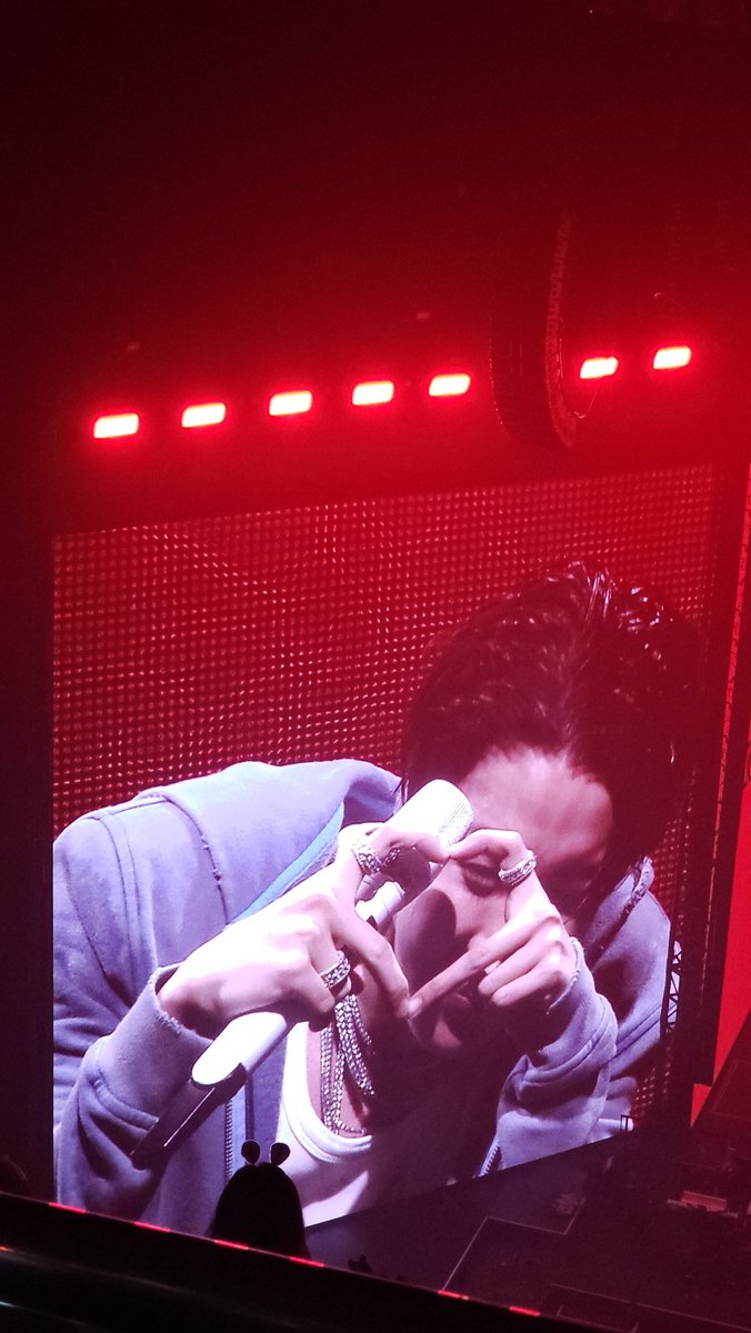 Gelibeli_BTSVT's tweet photo. I LOVE YOU, HOBIIIIIII 🫶💜😭
THANK YOU!!! SEE YOU AGAIN SOON!!! 
(OT7 2026🙏✨️🙏) https://t.co/NYtd4ag1Nz