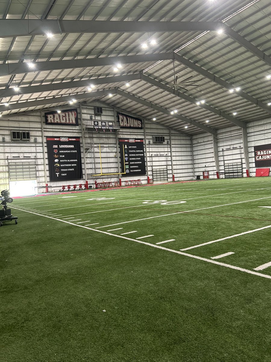 Kadar mitchell tweet media