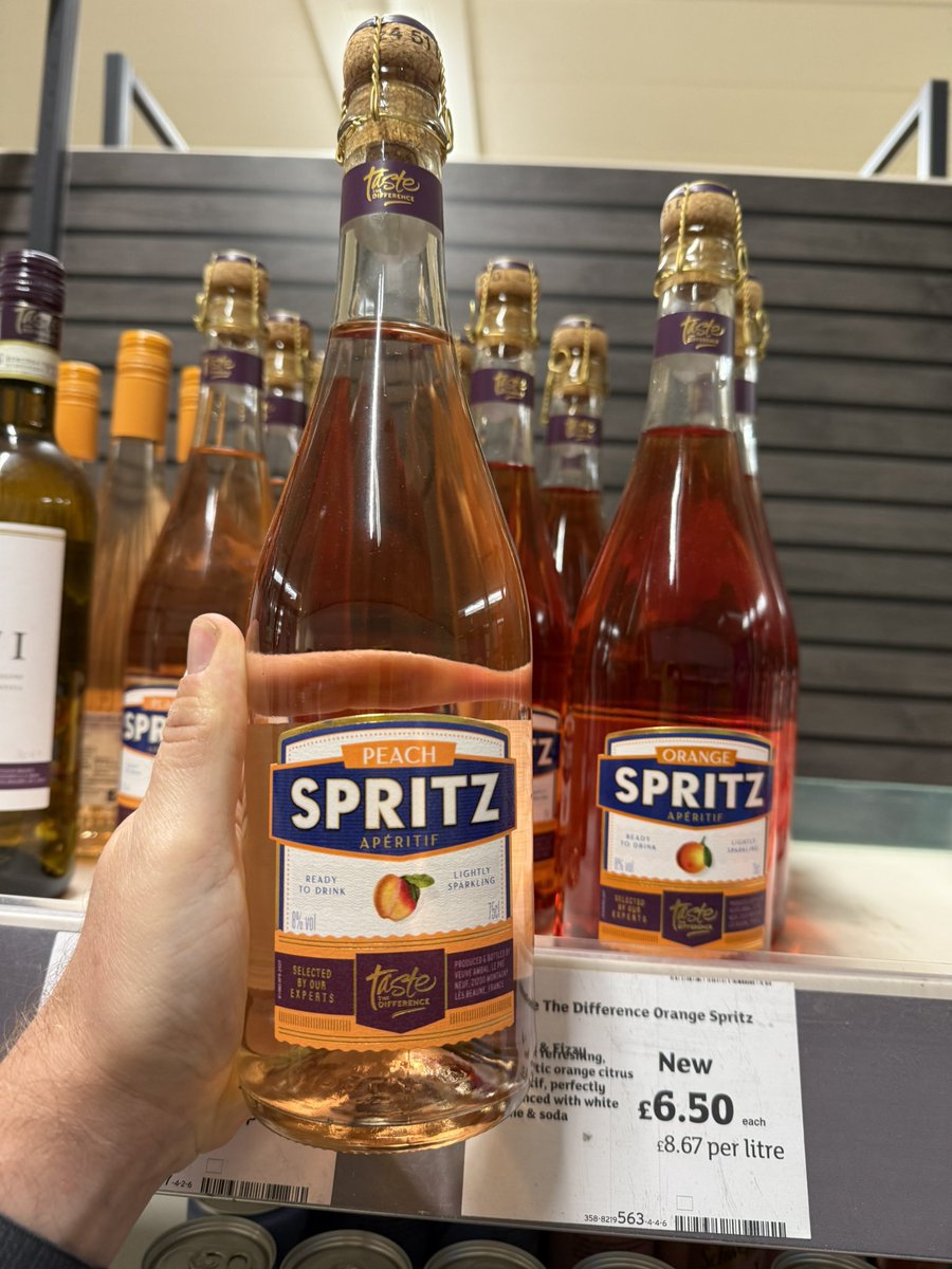 All_Things_New_'s tweet image. New Drinks! 👀 At Sainsbury’s @sainsburys @FeverTreeMixers #sainsburys #tastethedifference #fevertree #cocktail #pinkmartini #spritz #wellthisisnew